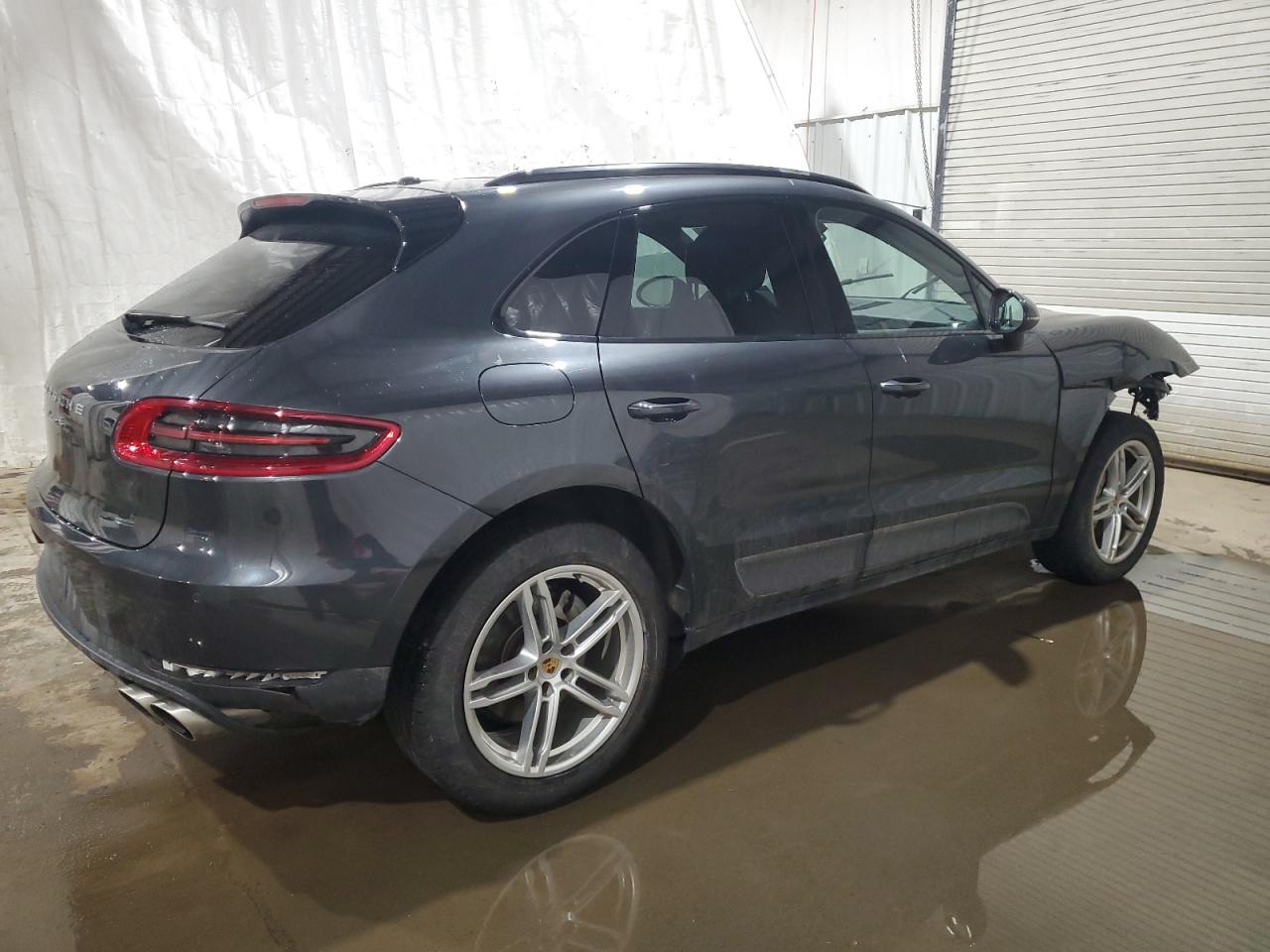 2017 Porsche Macan - Image 3