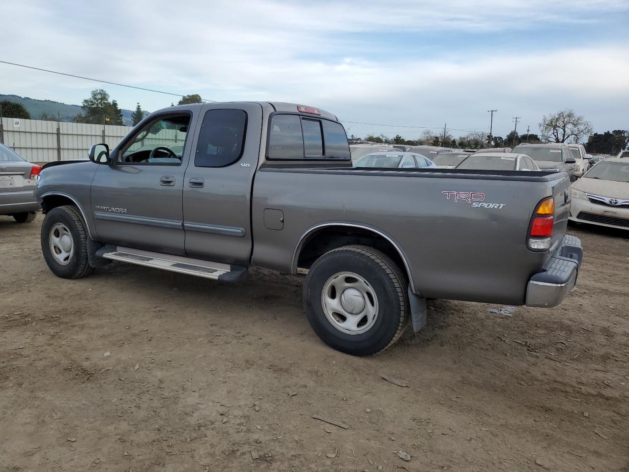 2003 Toyota Tundra - Image 2