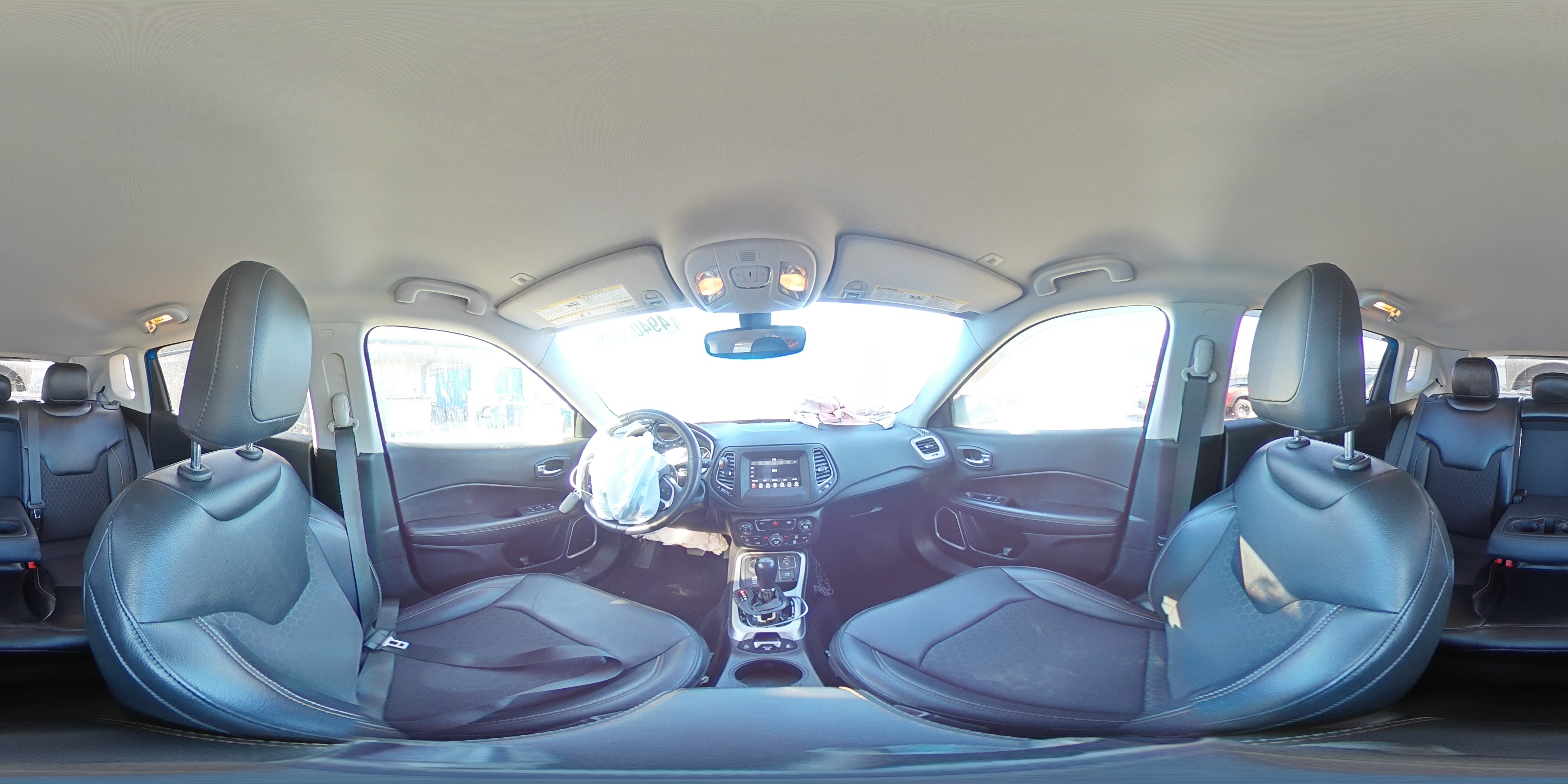 2019 Jeep Compass - Image 15