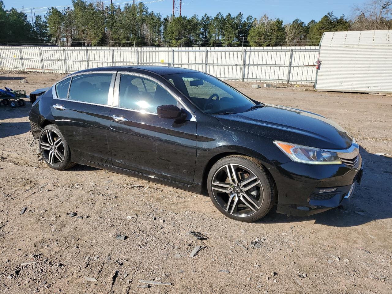 2017 Honda Accord - Image 4
