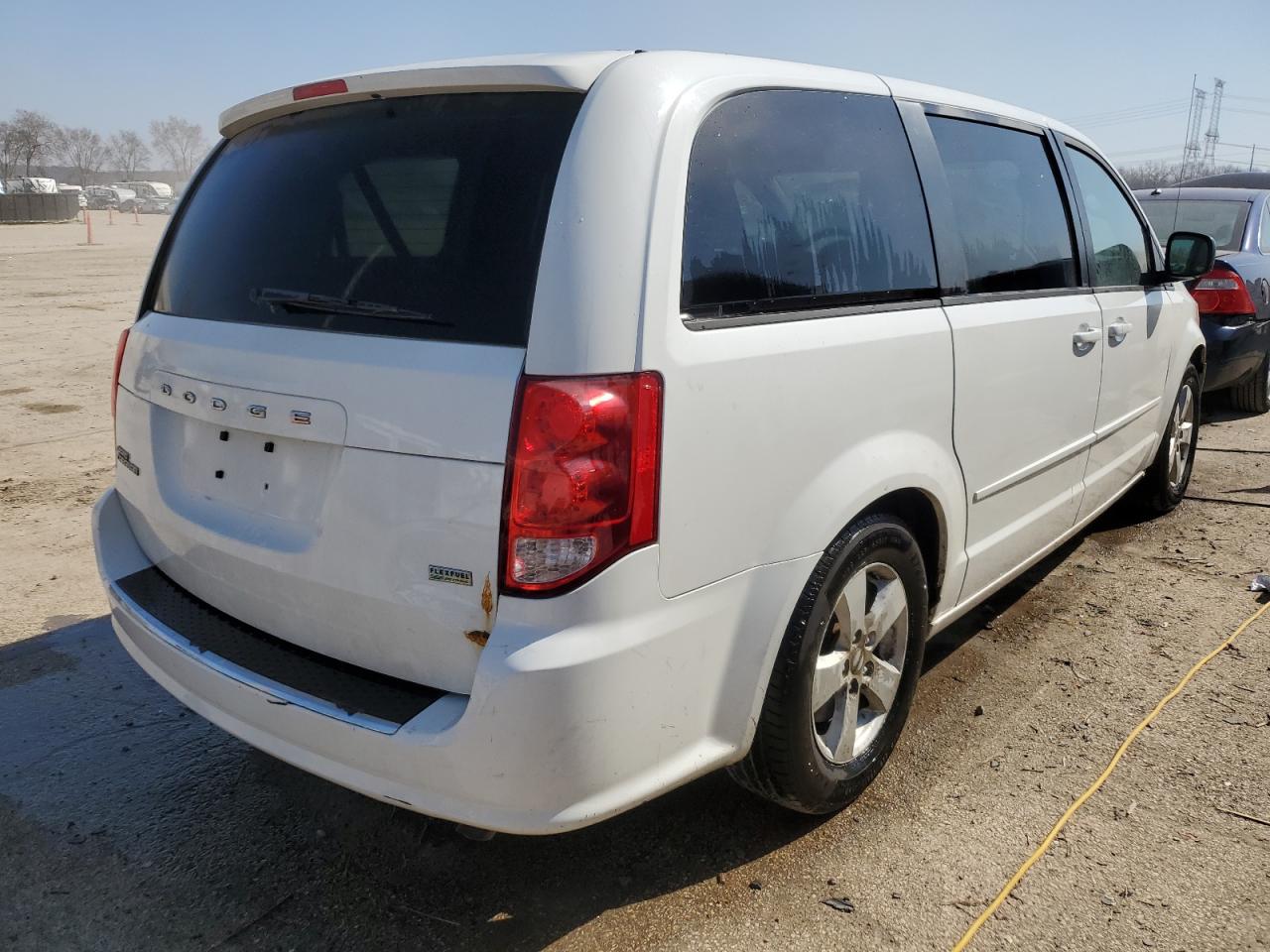 2013 Dodge Caravan - Image 3