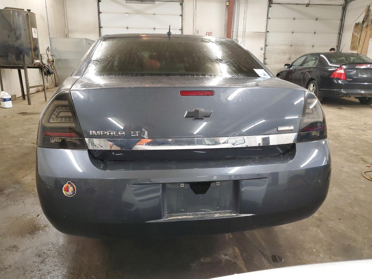 2010 Chevrolet Impala - Image 6