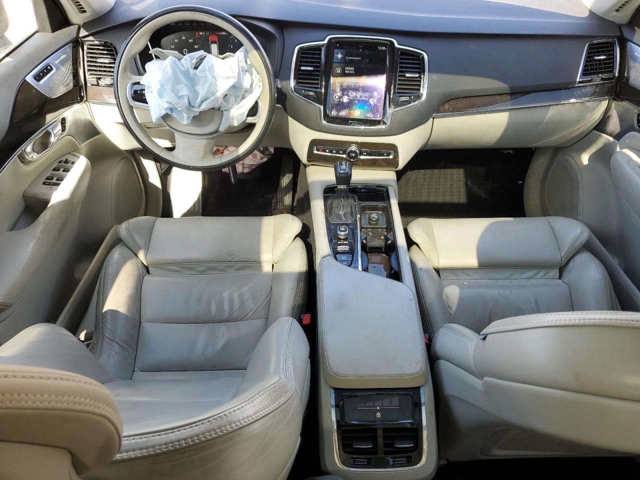 2018 Volvo XC90 - Image 8