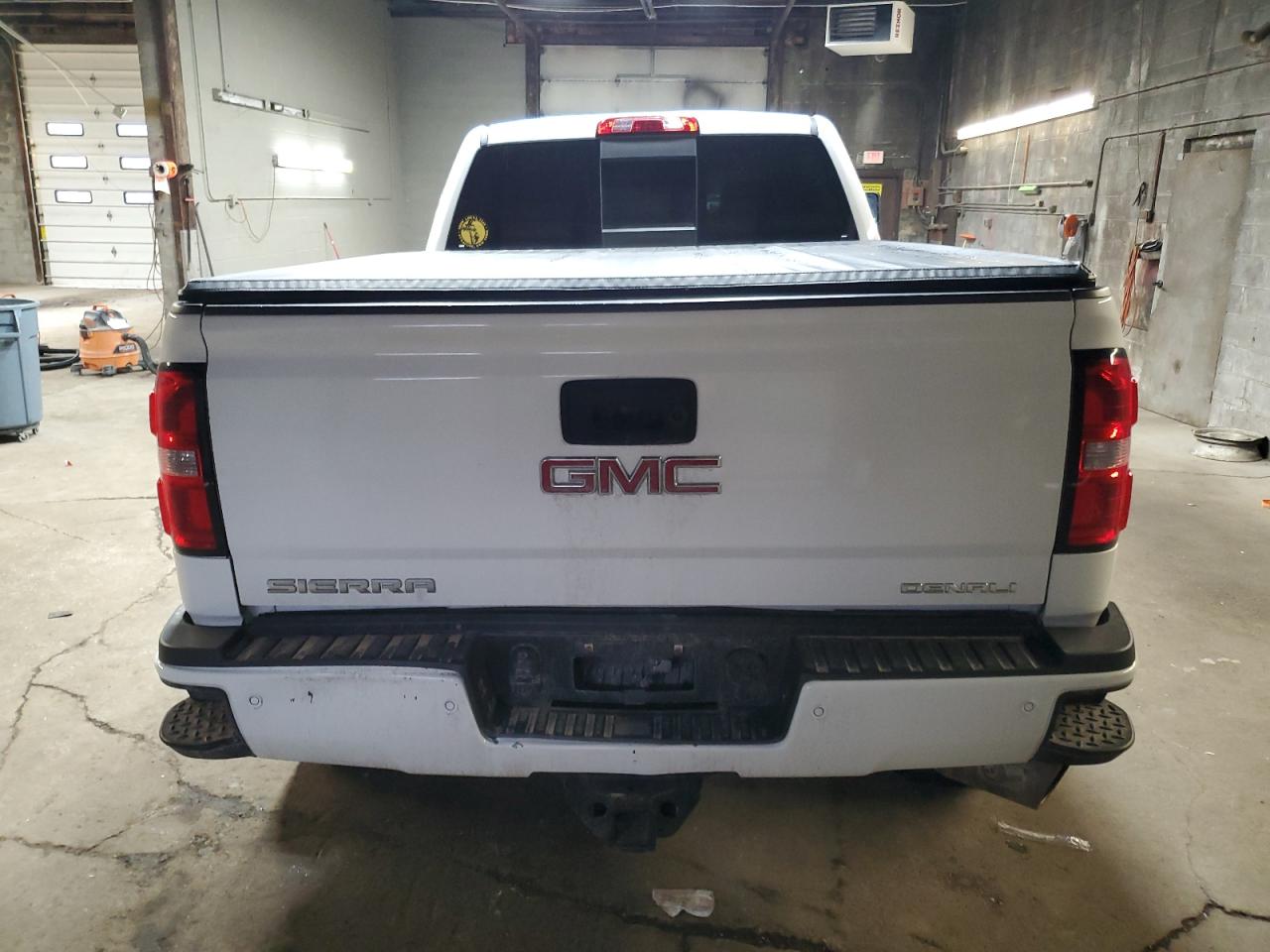 2016 GMC Sierra - Image 6