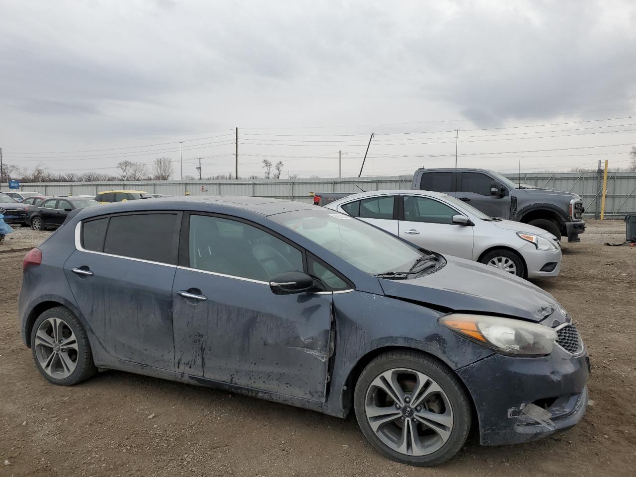 2016 Kia Forte - Image 4