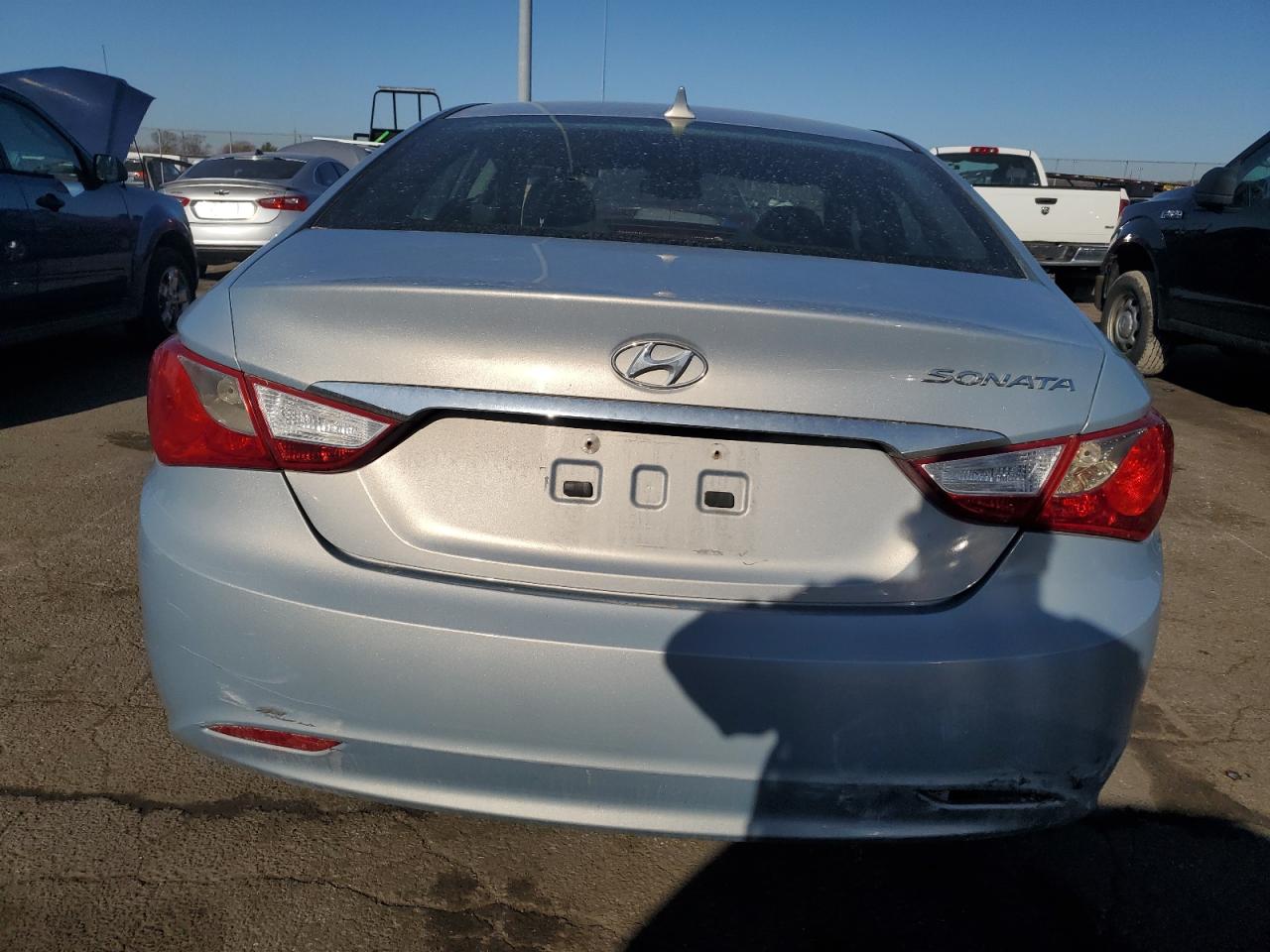 2011 Hyundai Sonata - Image 6