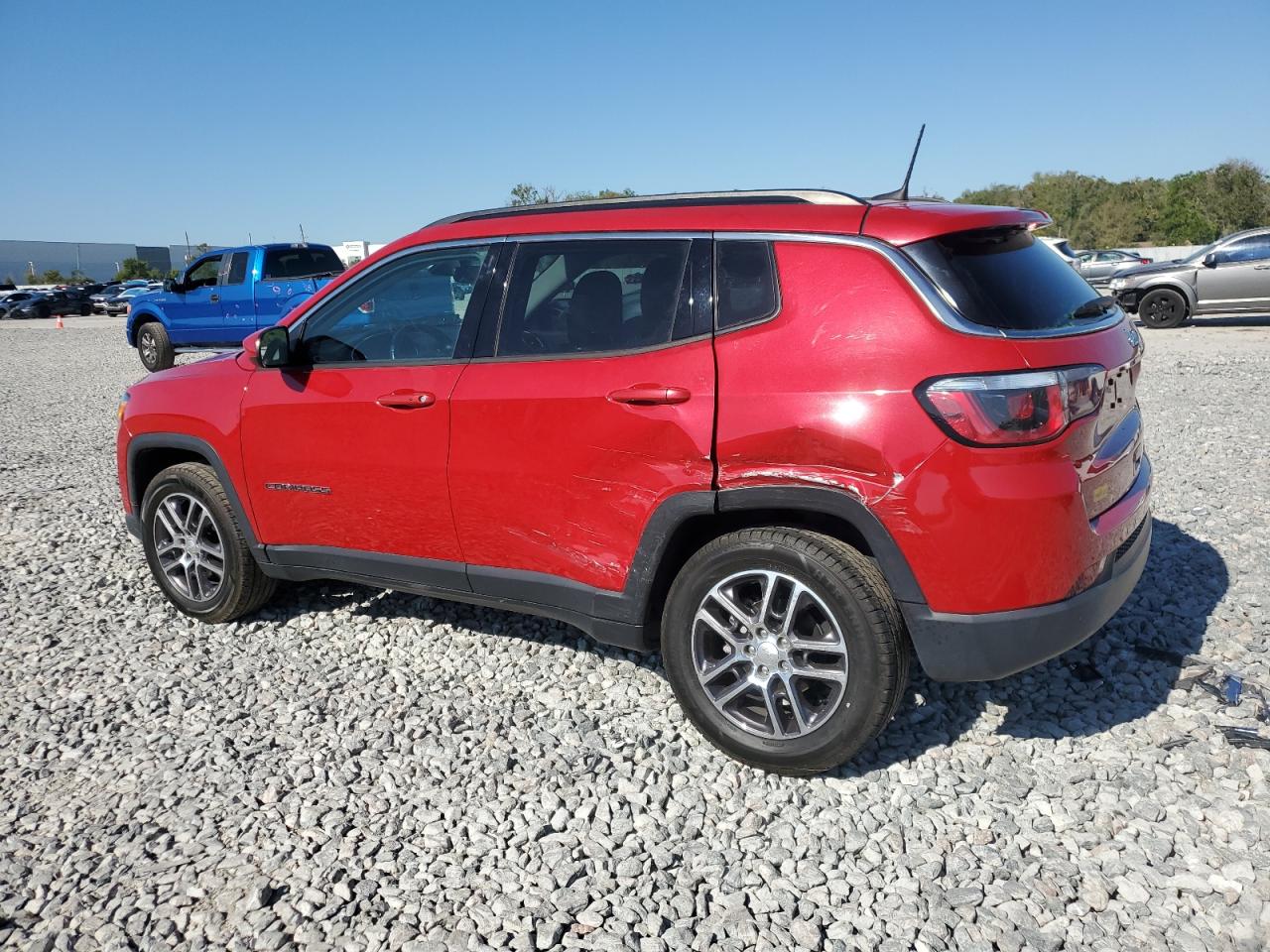 2018 Jeep Compass - Image 2