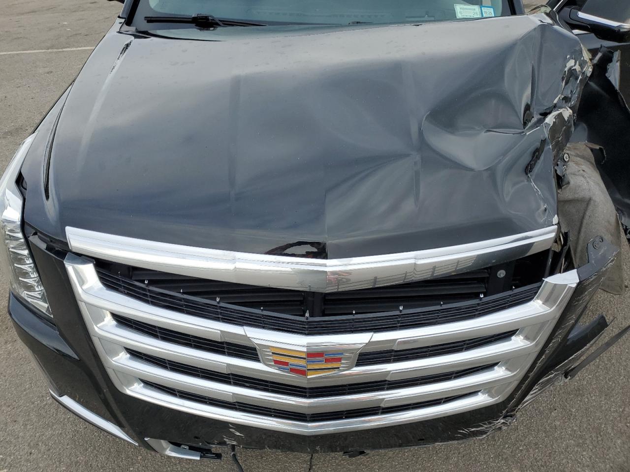 2018 Cadillac Escalade - Image 13