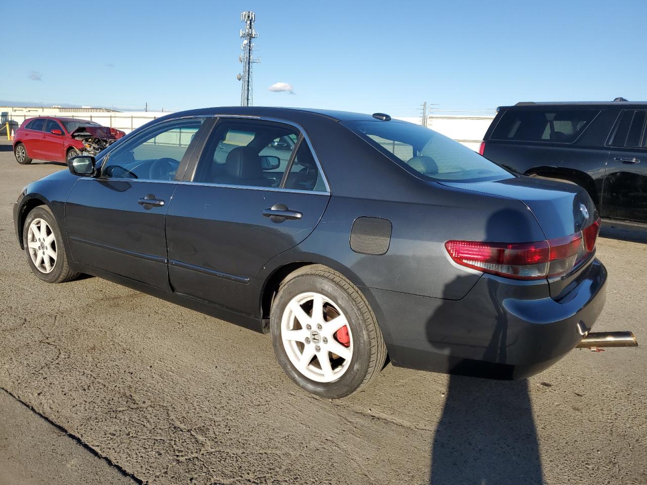 2004 Honda Accord - Image 2