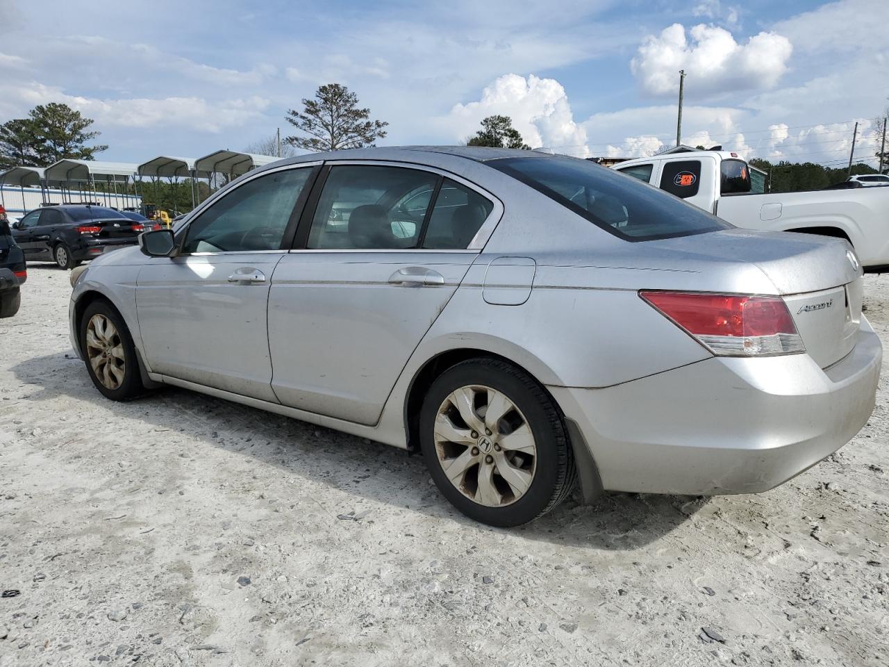 2008 Honda Accord - Image 2