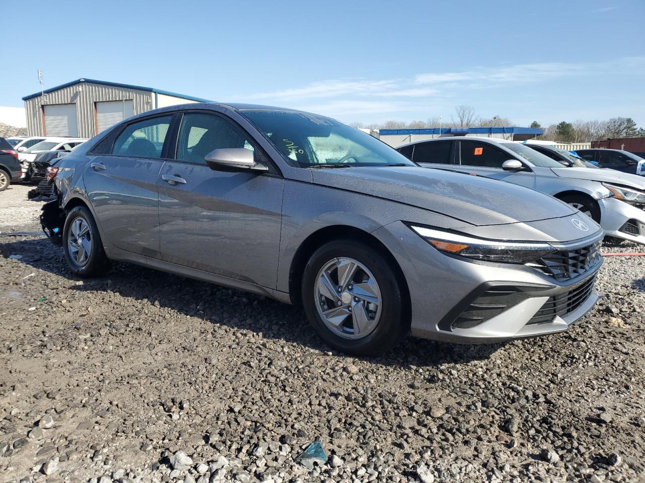 2024 Hyundai Elantra - Image 4