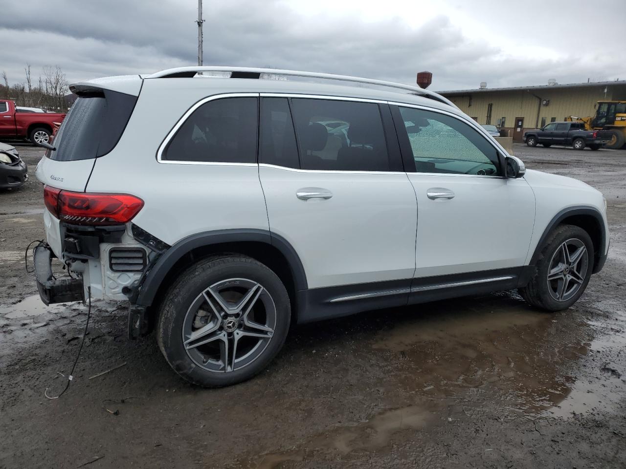 2021 Mercedes-Benz GLB - Image 3