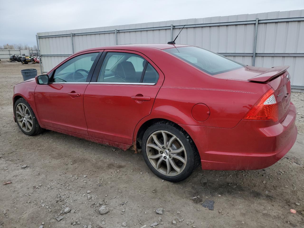 2011 Ford Fusion - Image 2