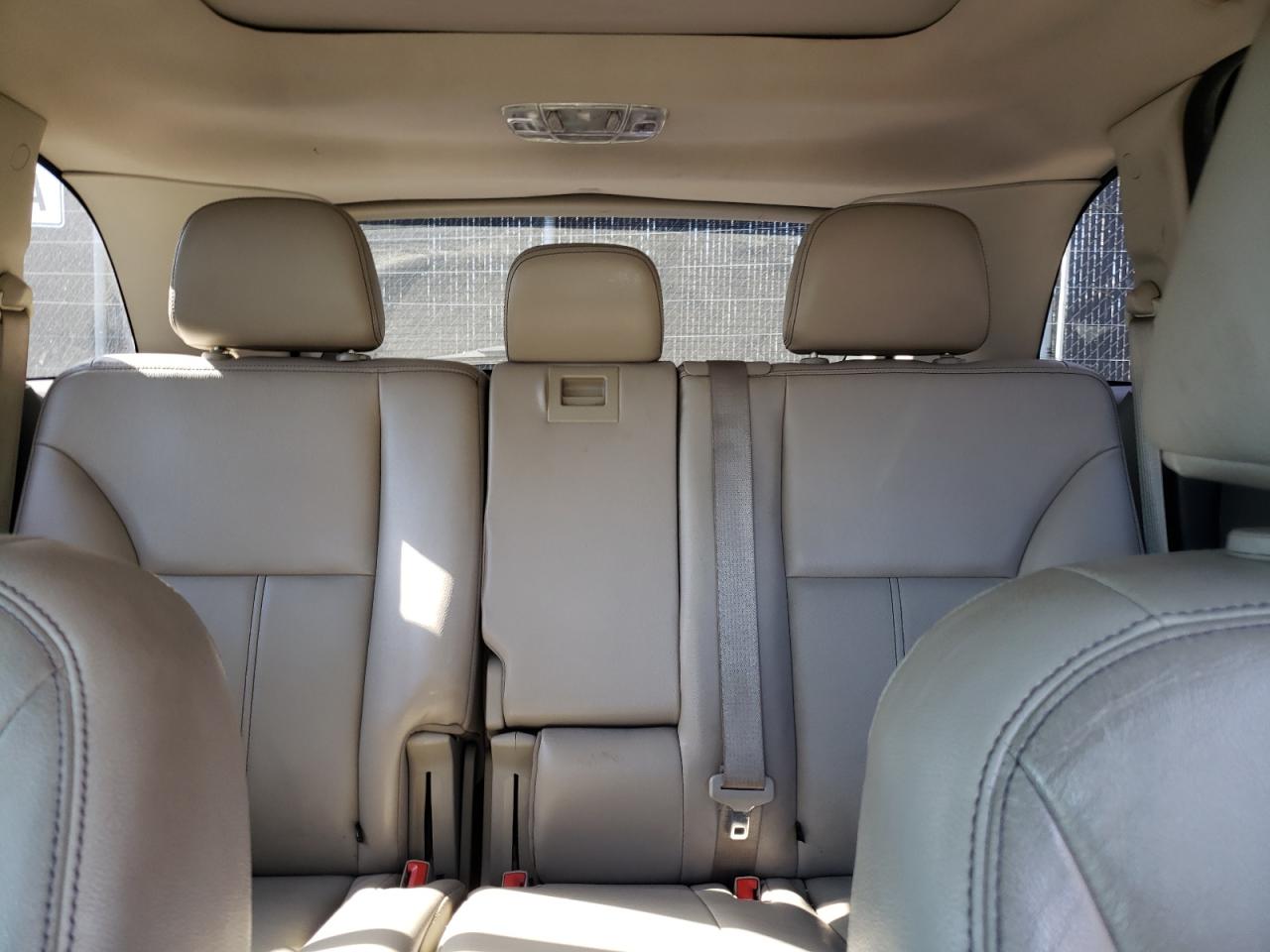 2011 Ford Edge - Image 10