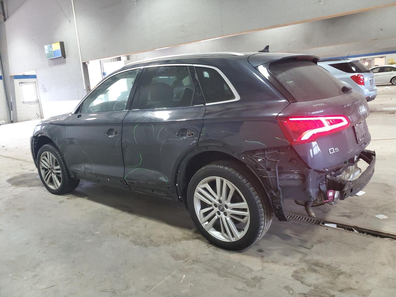 2018 Audi Q5 - Image 2