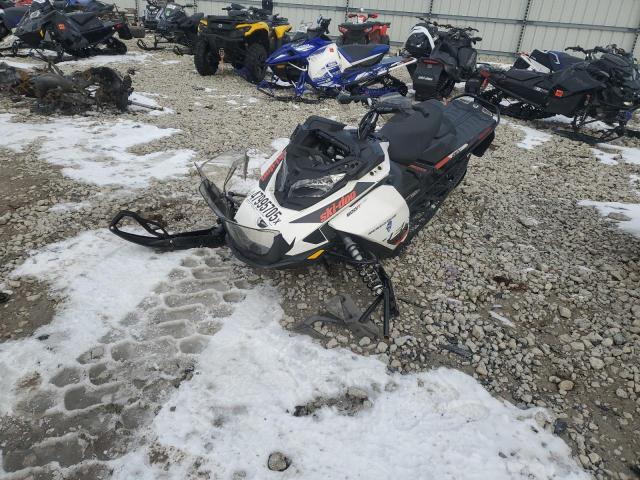 2019 SKIDOO RENEGADE