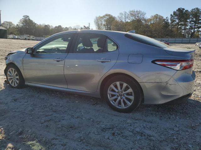  TOYOTA CAMRY 2019 Srebrny