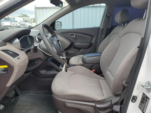  HYUNDAI TUCSON 2015 Белы