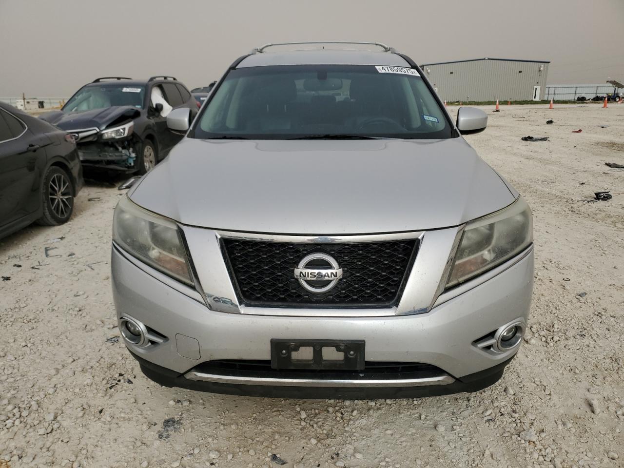 2014 Nissan Pathfinder - Image 5