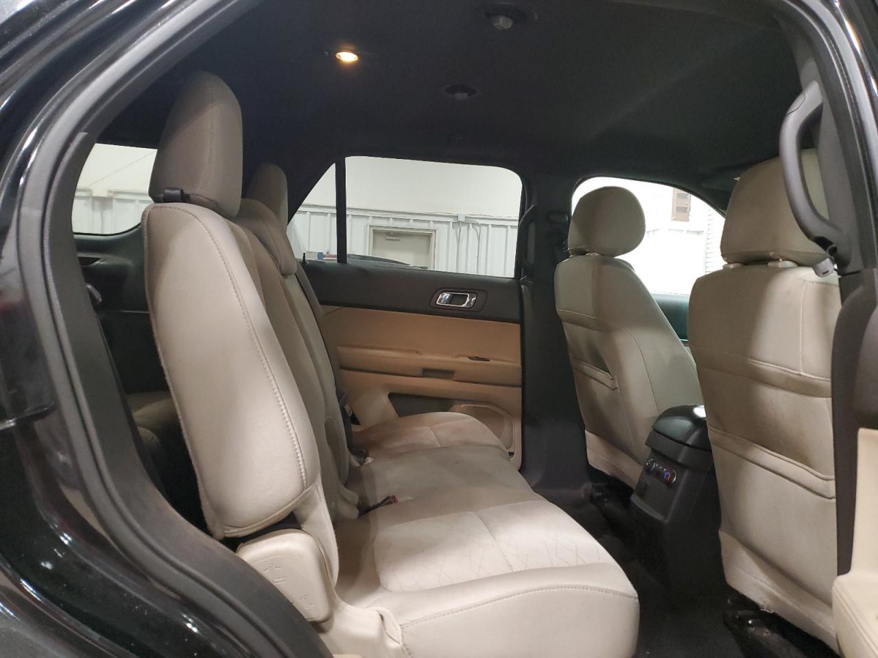 2012 Ford Explorer - Image 11