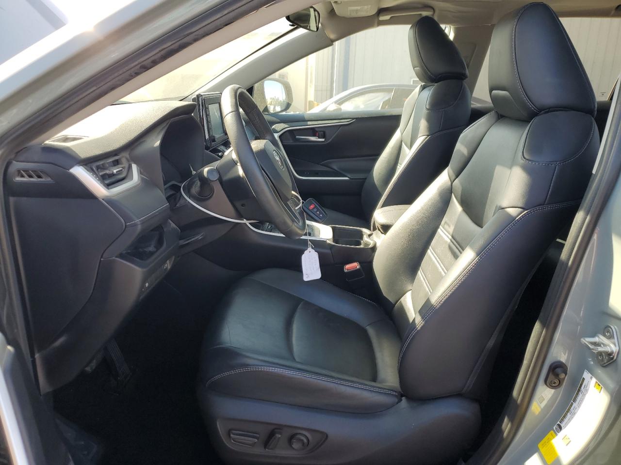 2019 Toyota RAV 4 - Image 7