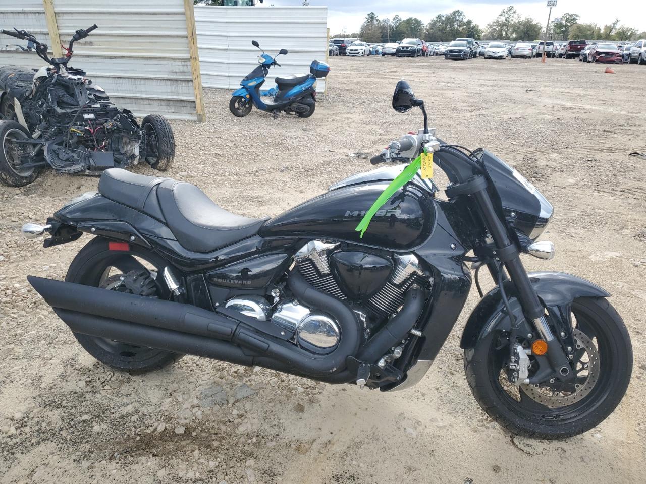 2024 Suzuki Vzr1800