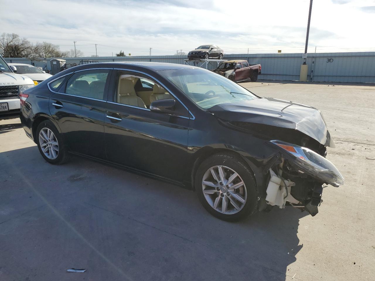 2015 Toyota Avalon - Image 4