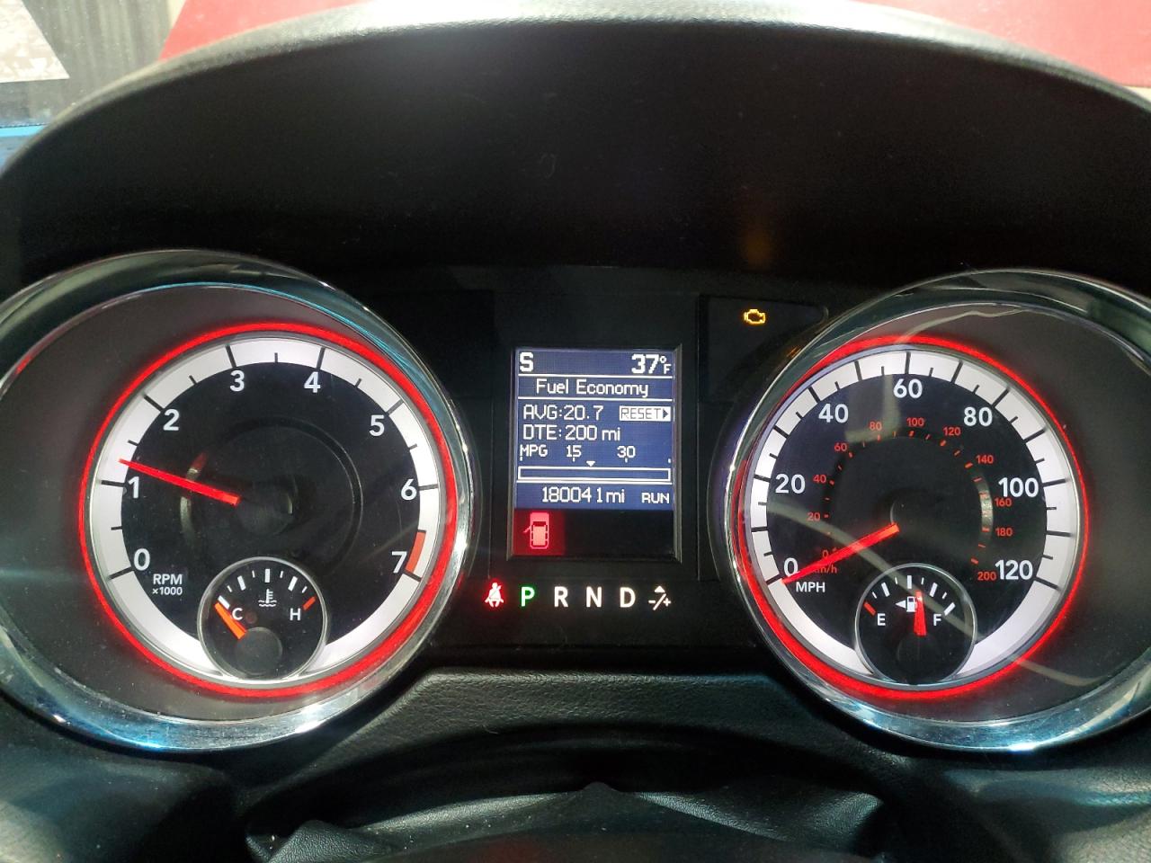 2016 Dodge Caravan - Image 9