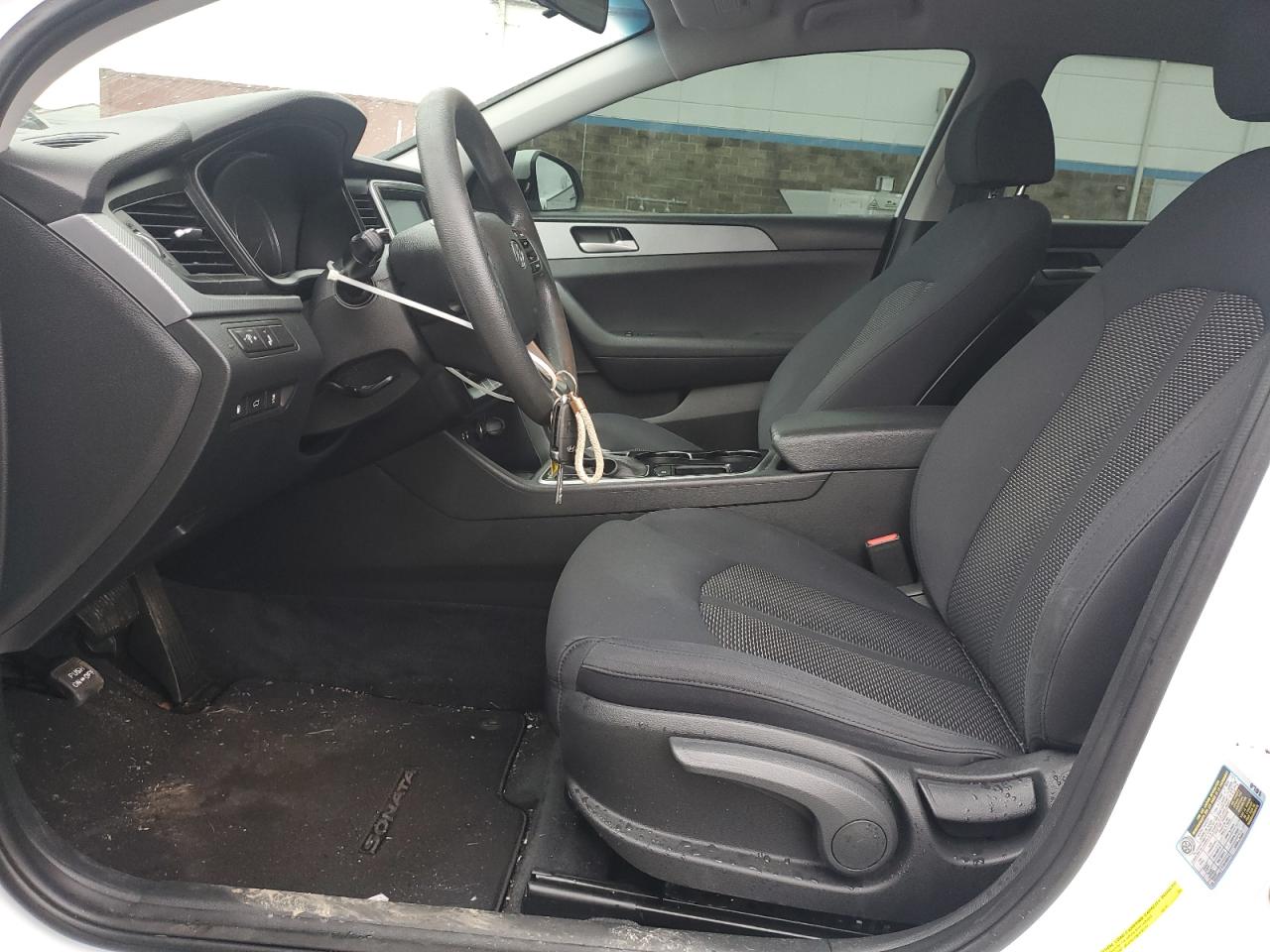 2018 Hyundai Sonata - Image 7