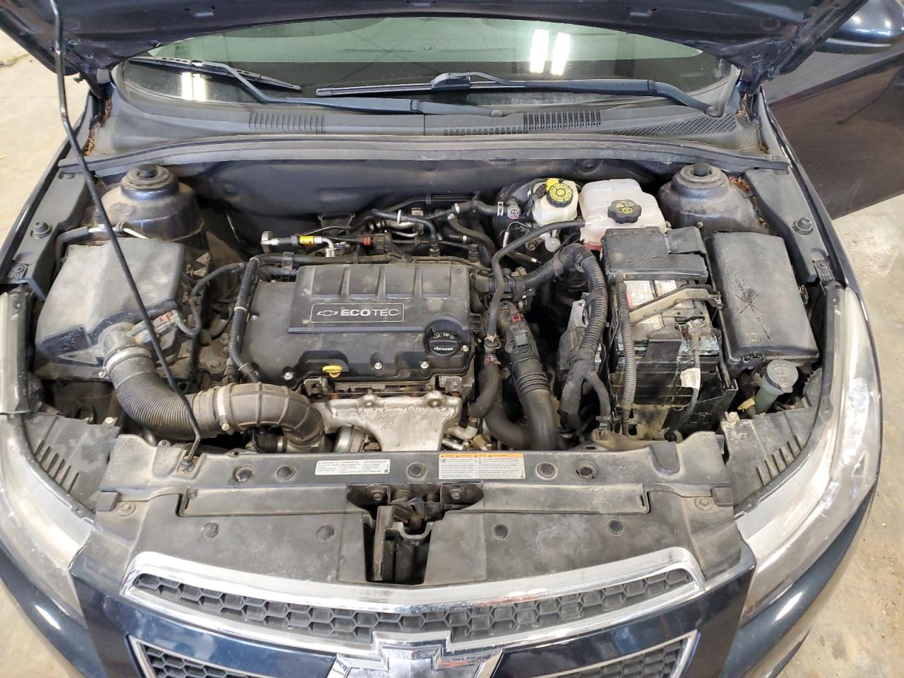 2014 Chevrolet Cruze - Image 11
