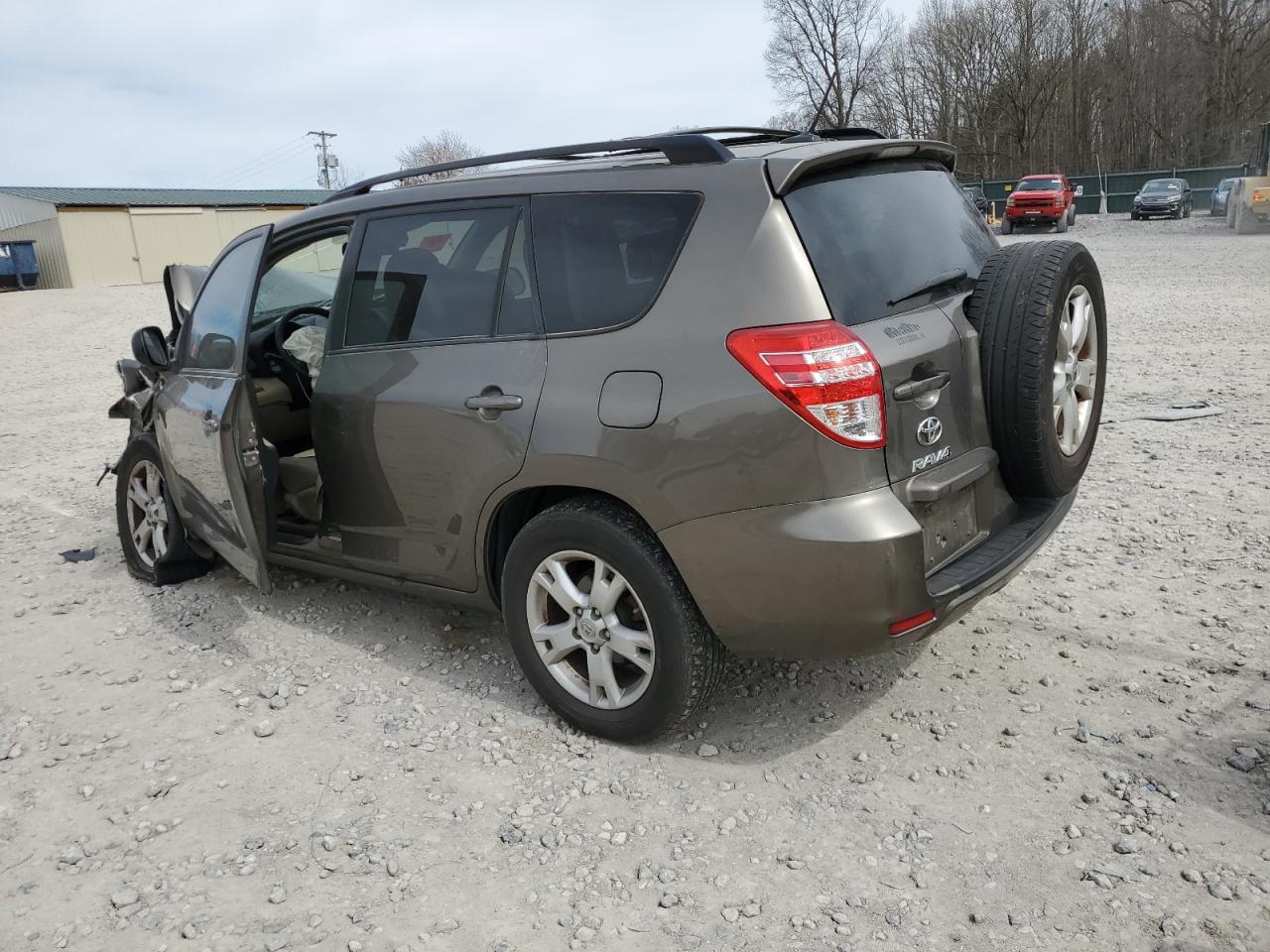 2012 Toyota RAV 4 - Image 2