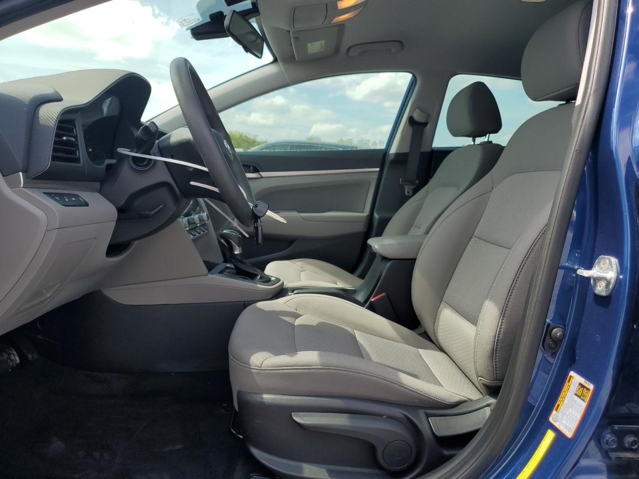 2020 Hyundai Elantra - Image 7