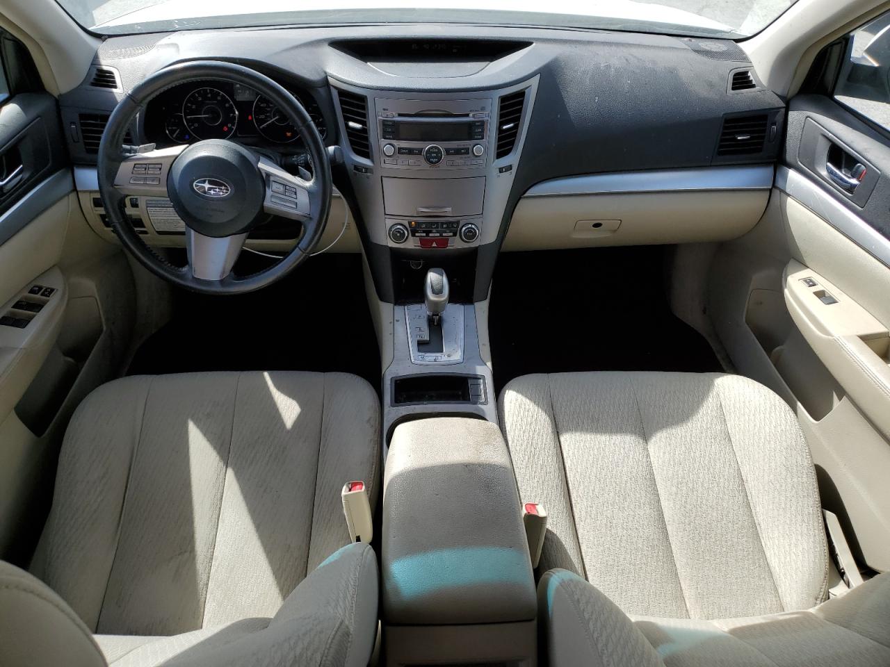 2011 Subaru Outback - Image 8