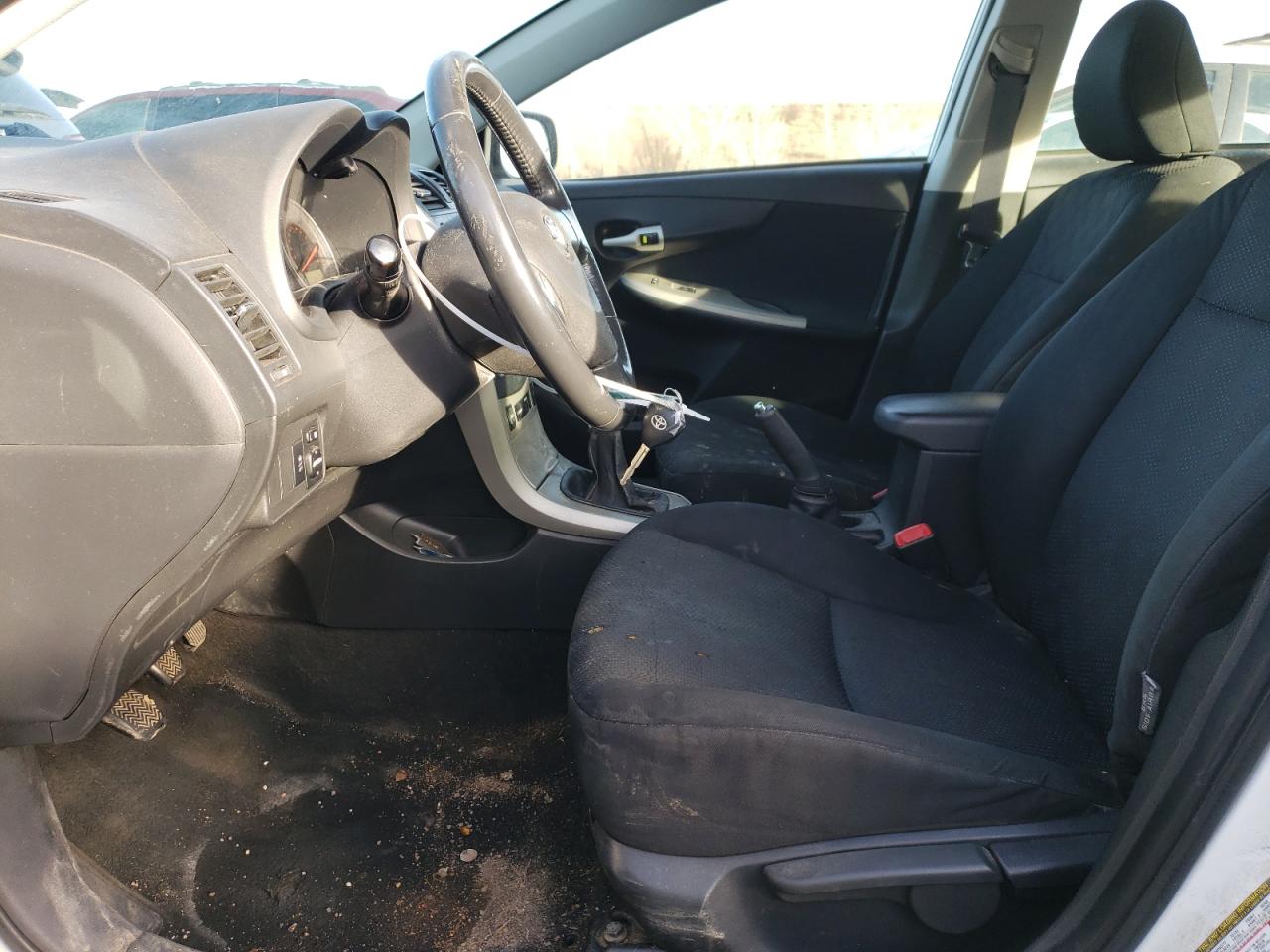 2010 Toyota Corolla - Image 7