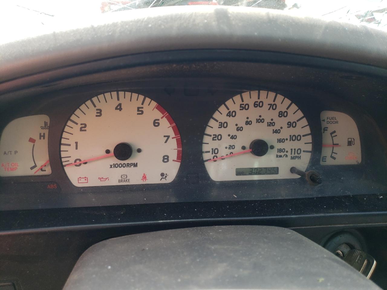 2001 Toyota Tacoma - Image 9