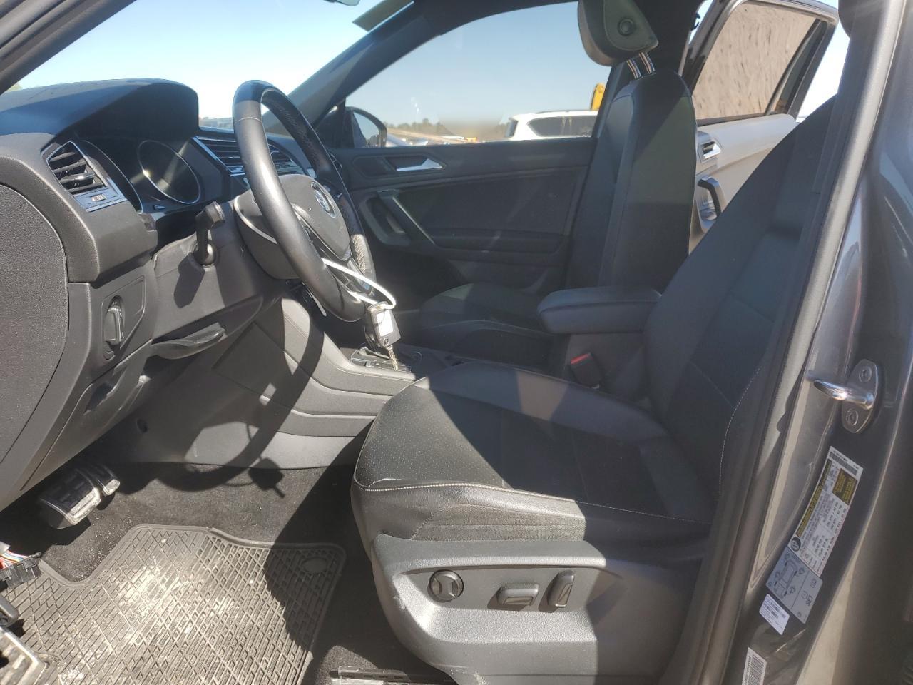 2021 Volkswagen Tiguan - Image 7