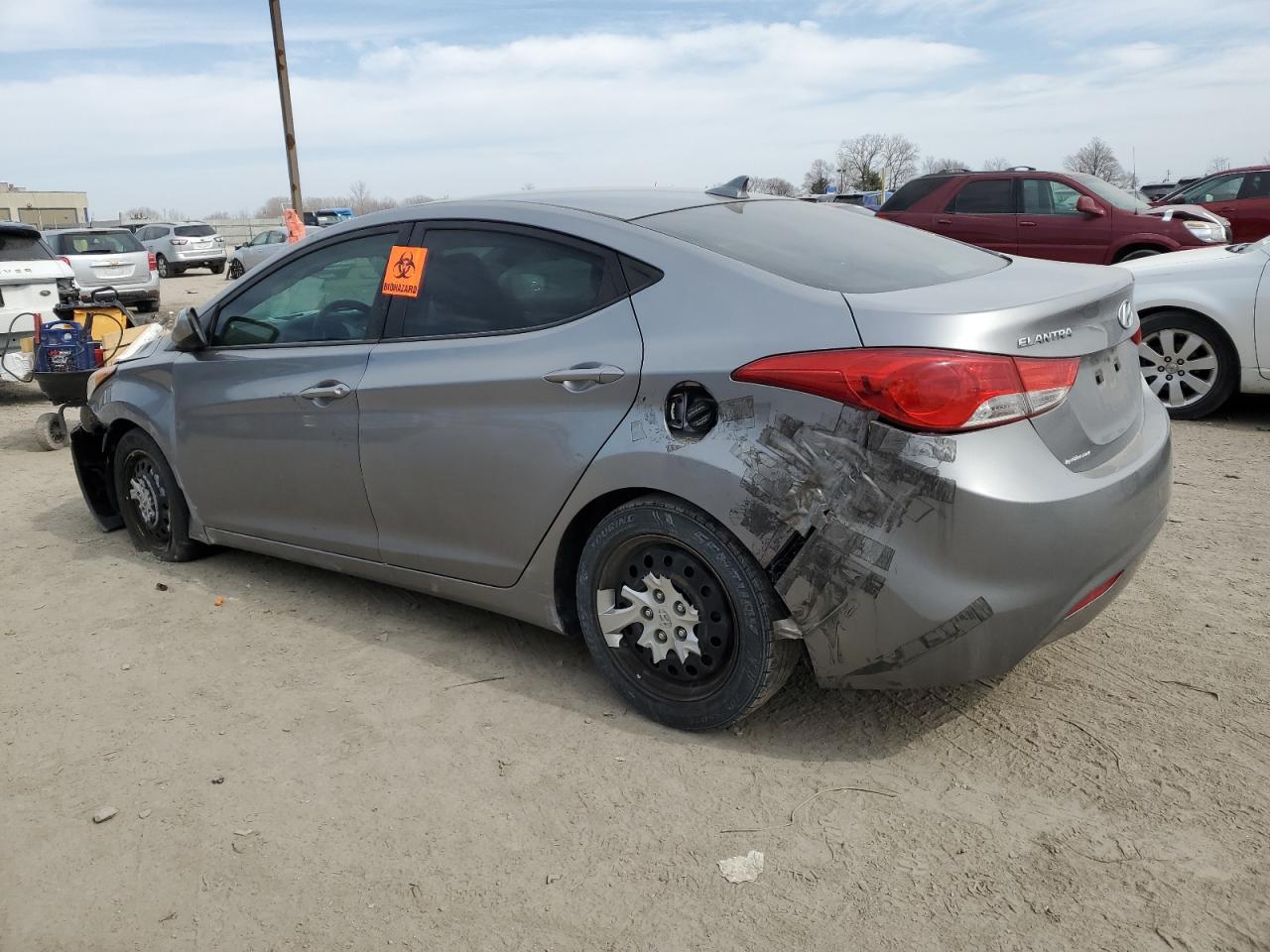 2012 Hyundai Elantra - Image 2
