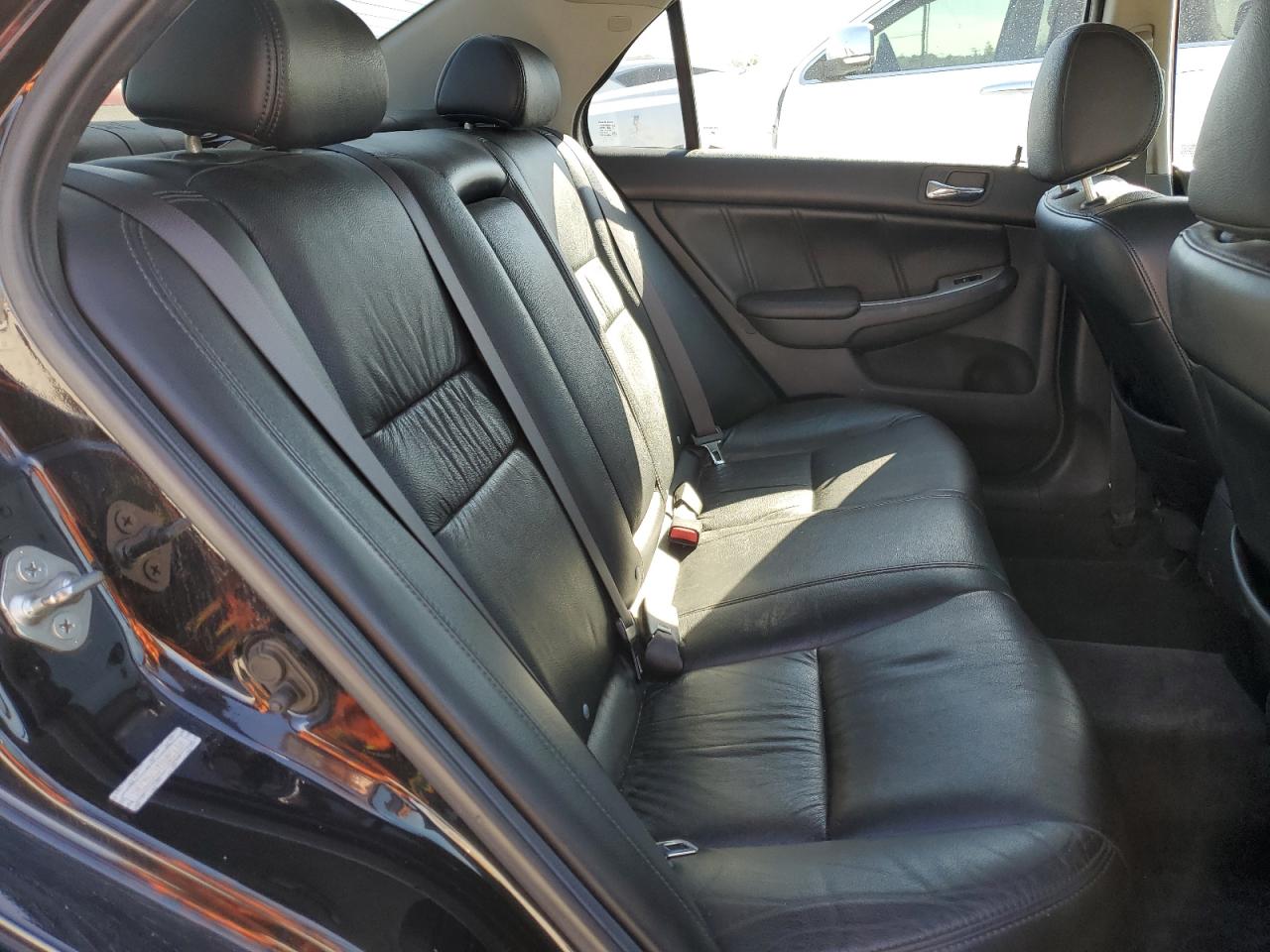 2007 Honda Accord - Image 10