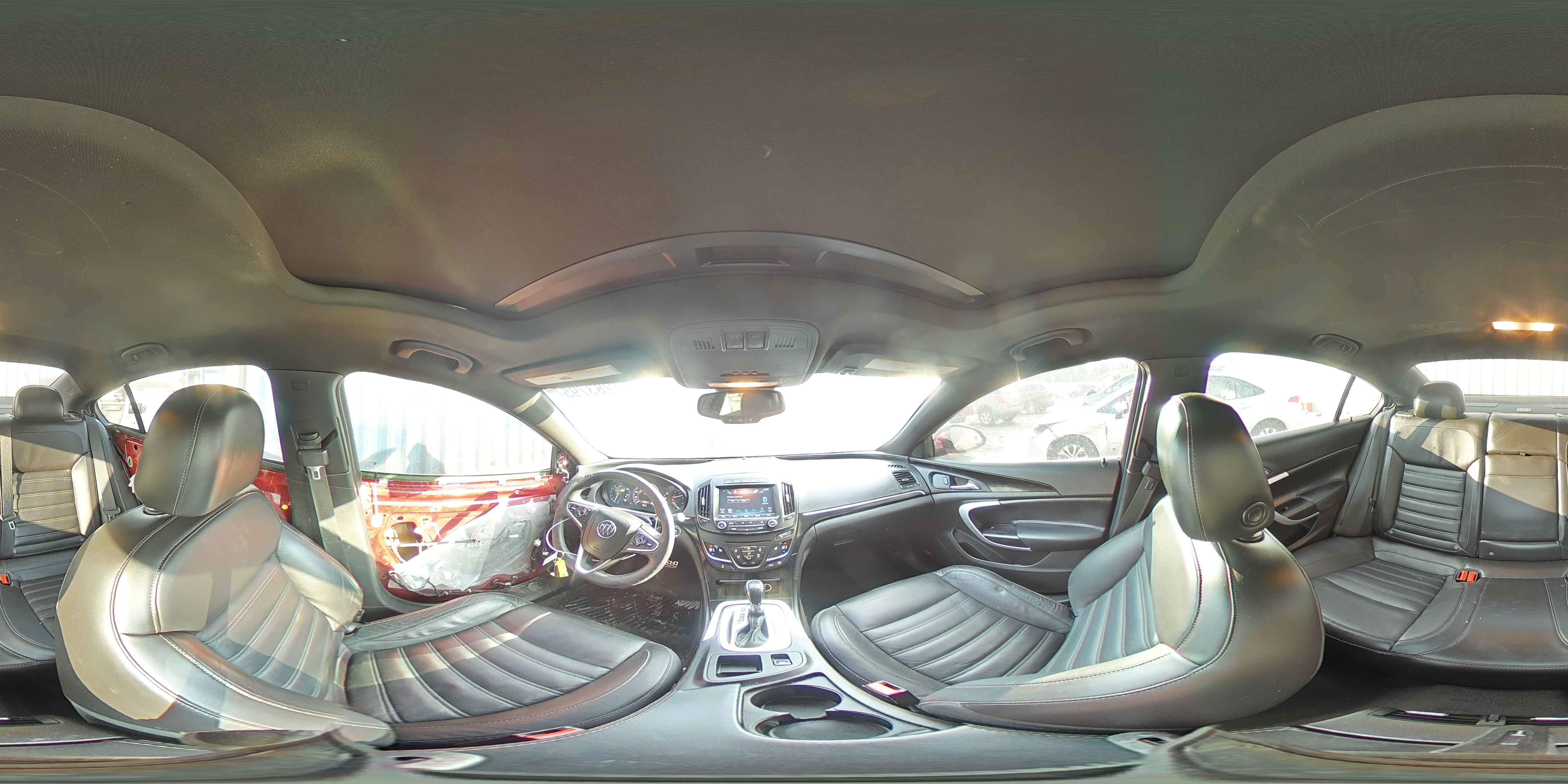 2016 Buick Regal - Image 15
