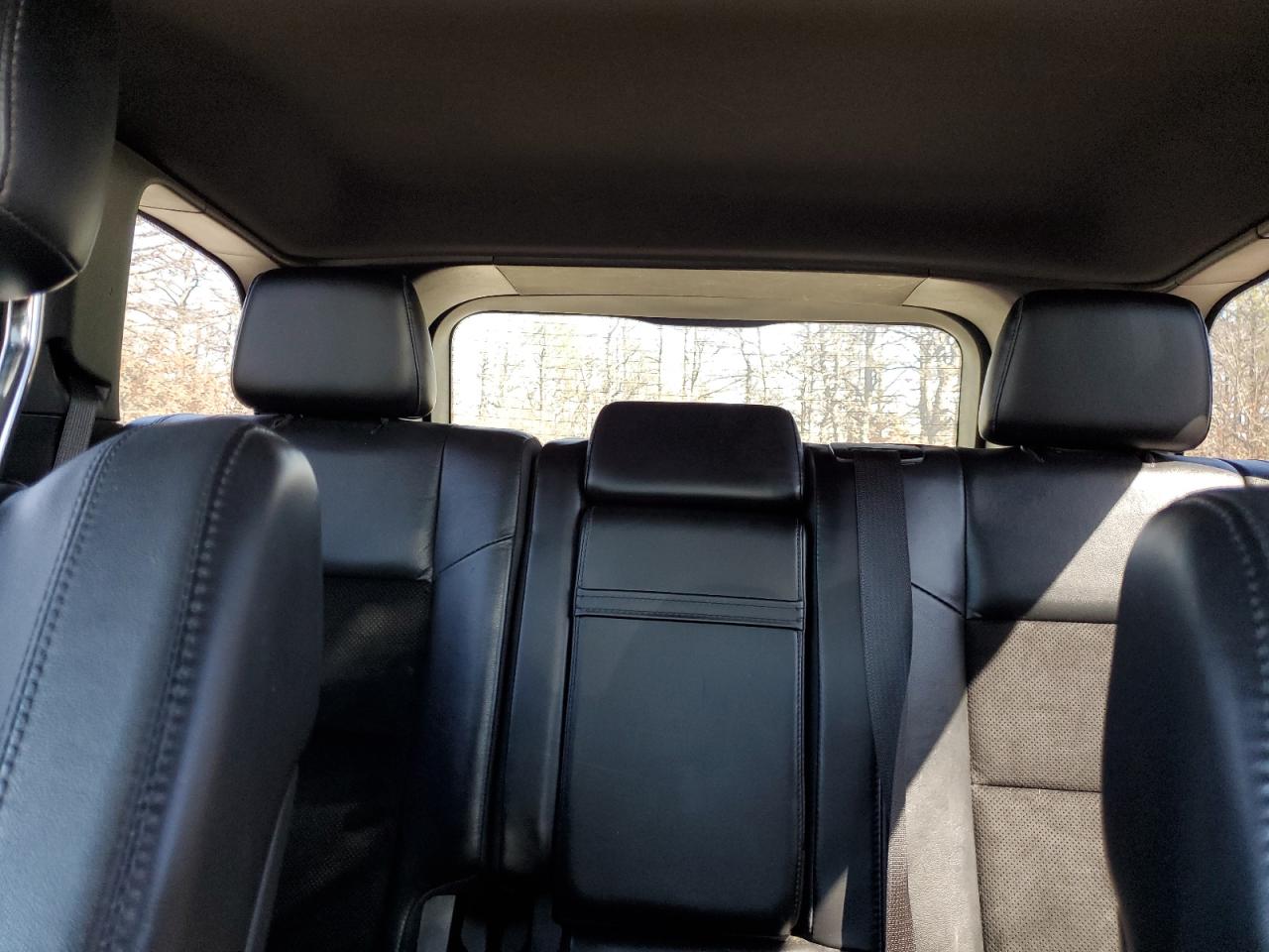 2015 Jeep Grand Cherokee - Image 10