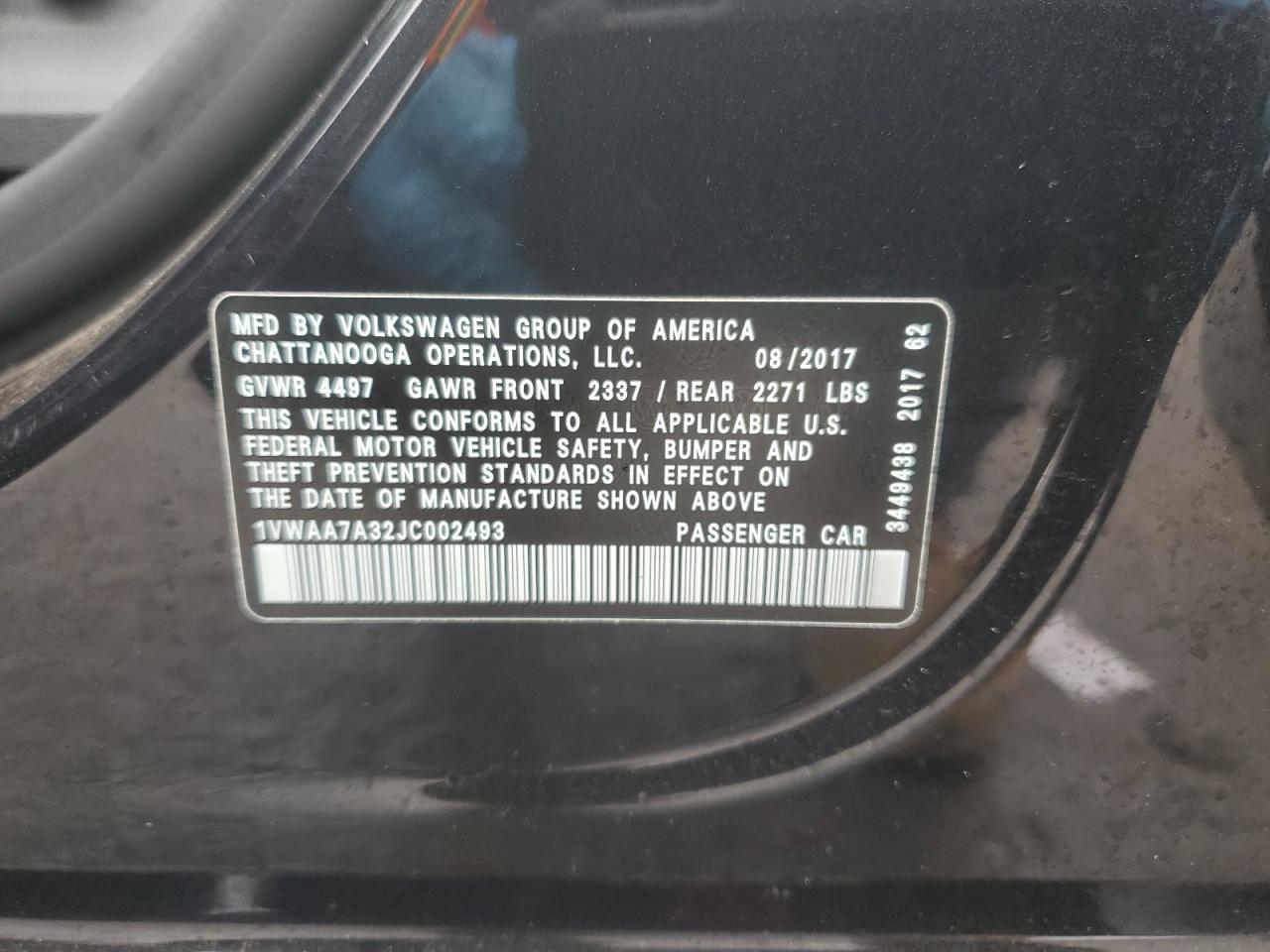 2018 Volkswagen Passat - Image 12