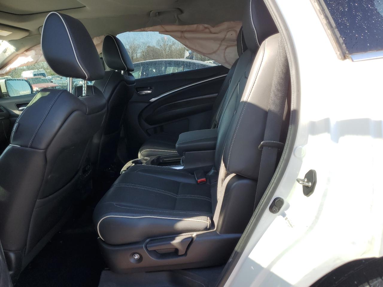 2017 Acura MDX - Image 11