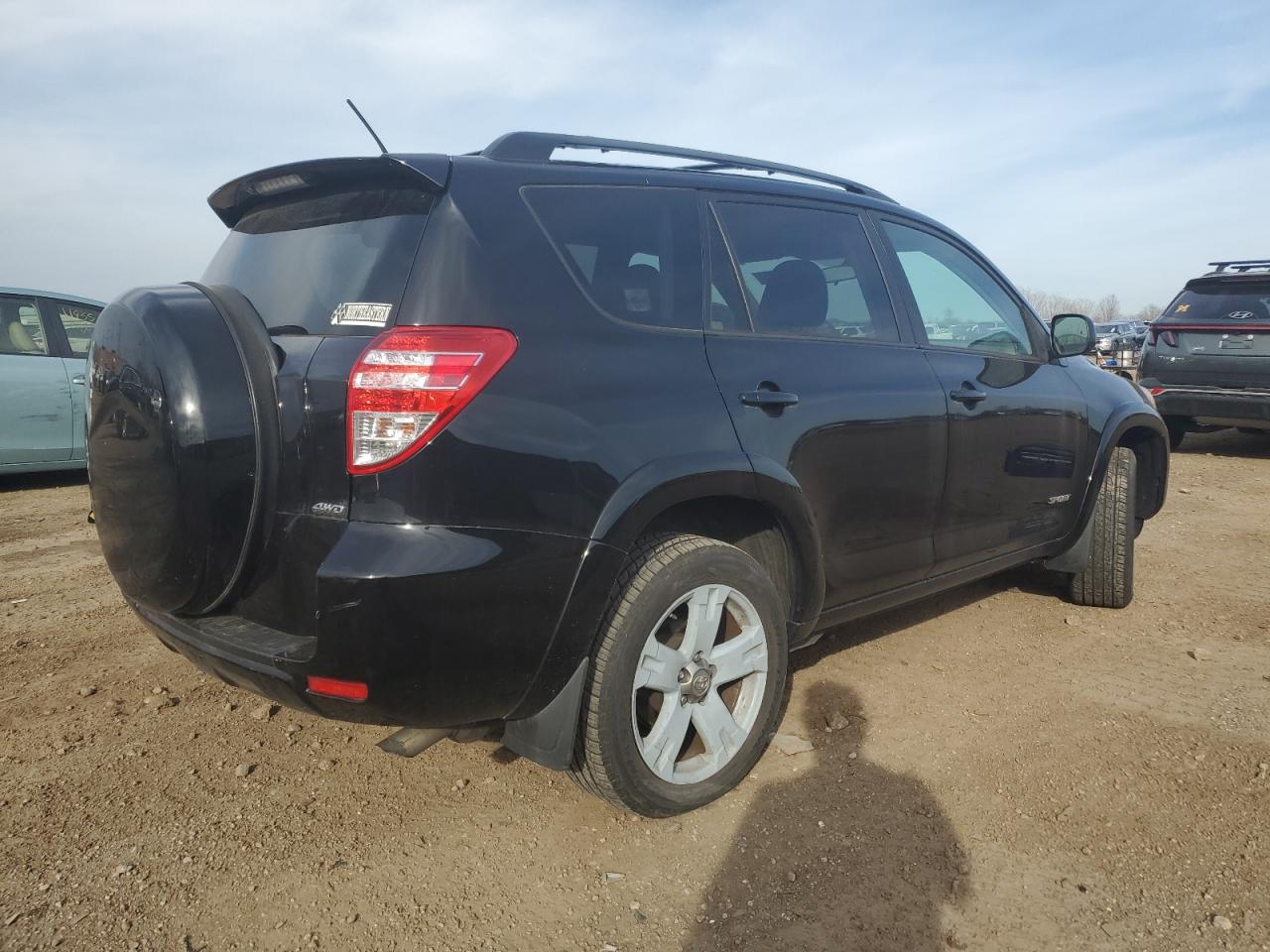 2010 Toyota RAV 4 - Image 3