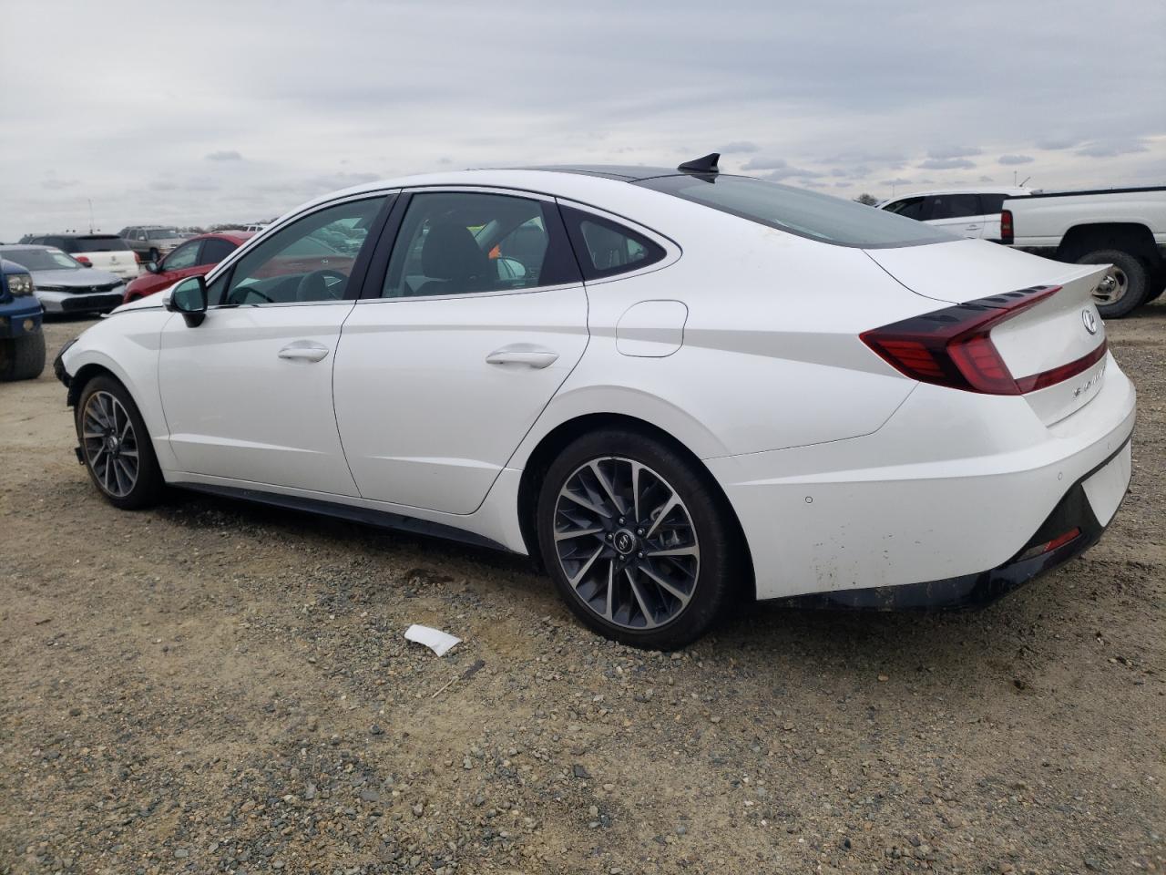 2022 Hyundai Sonata - Image 2