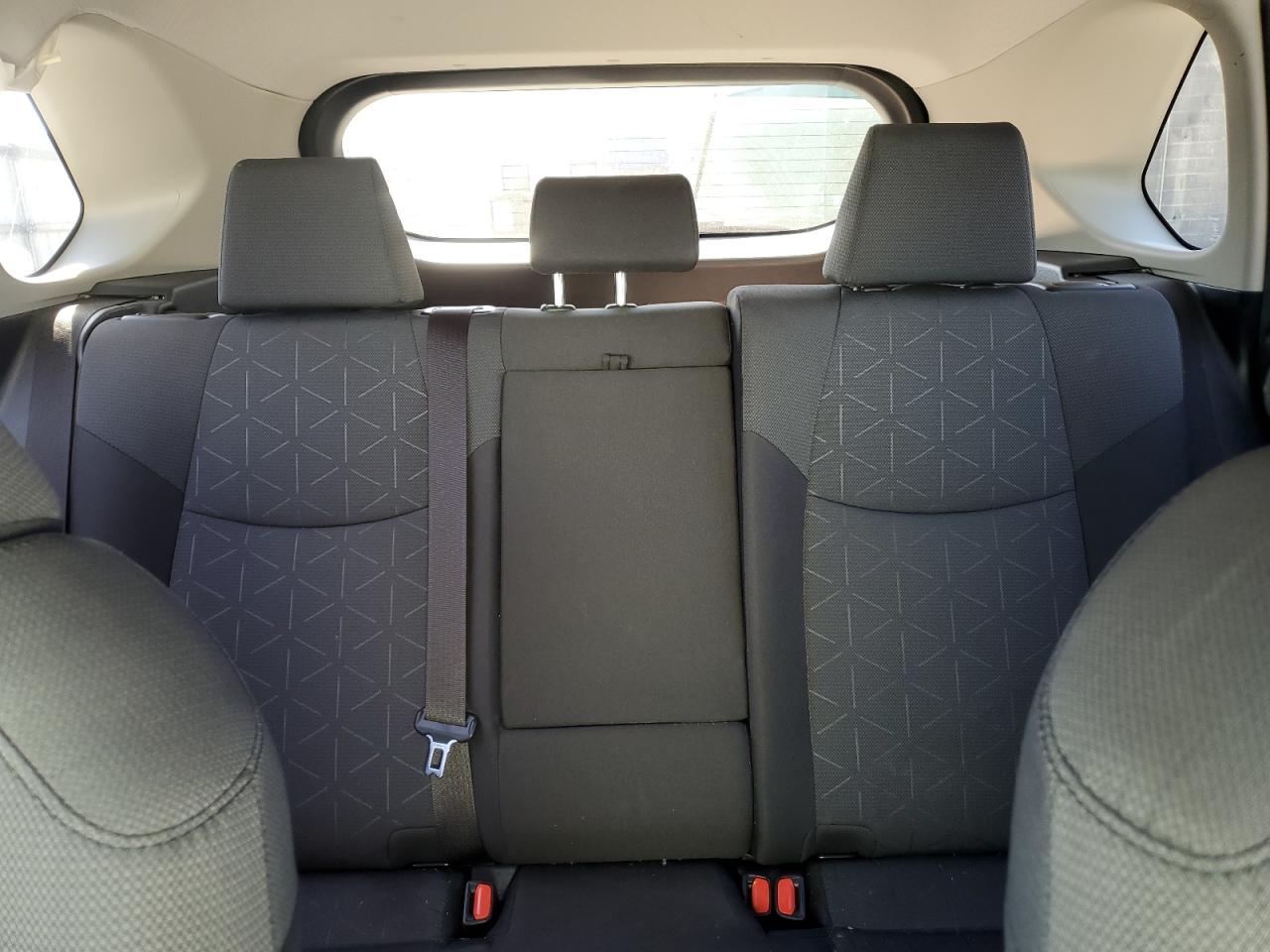 2019 Toyota RAV 4 - Image 10