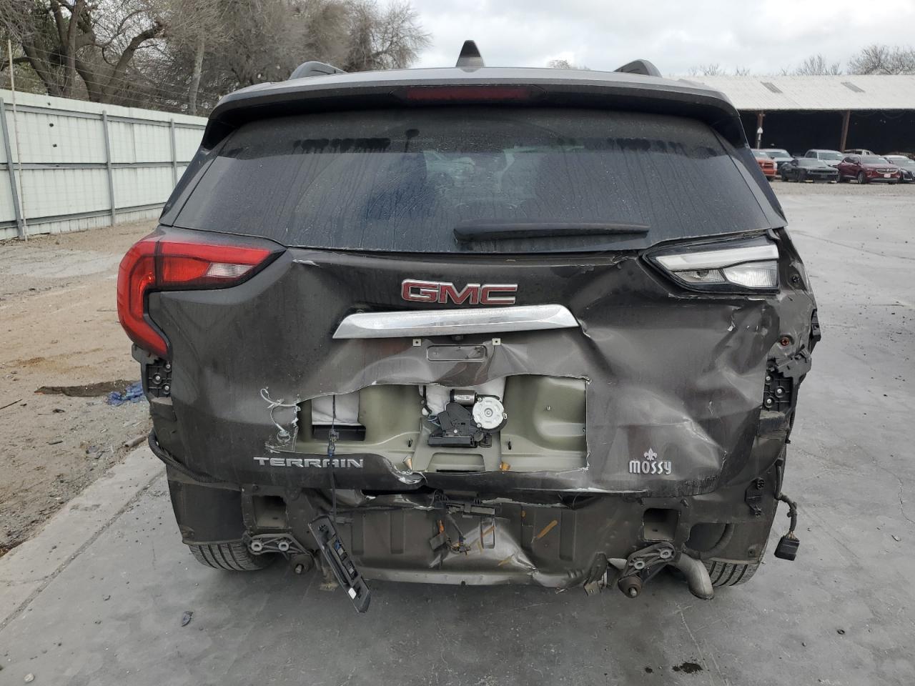 2019 GMC Terrain - Image 6