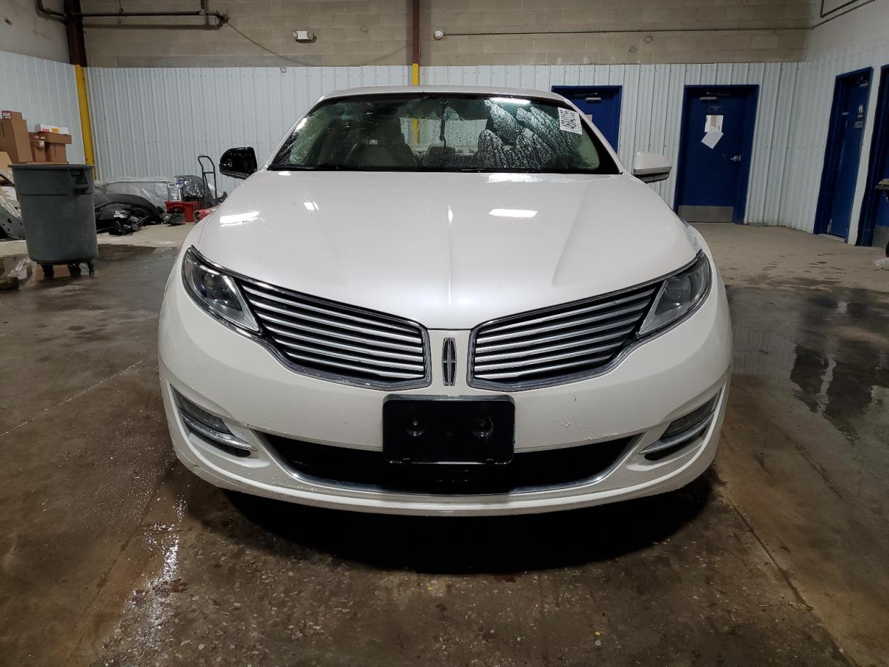 2013 Lincoln MKZ - Image 5