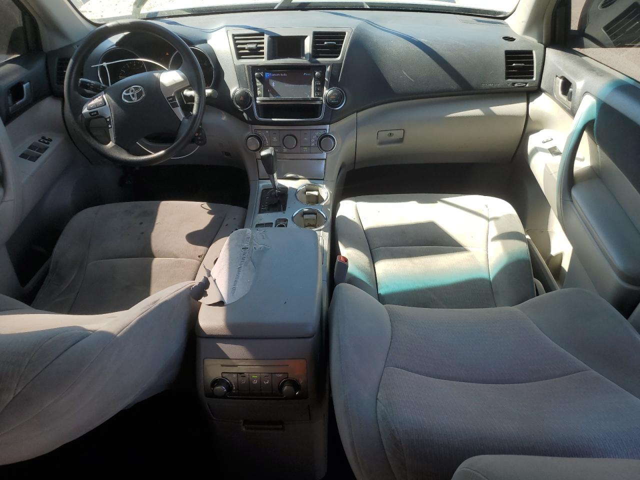 2013 Toyota Highlander - Image 8
