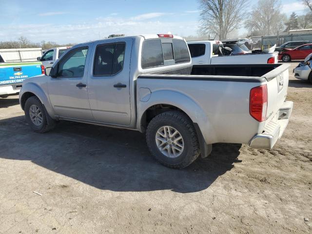  NISSAN FRONTIER 2017 Серебристый