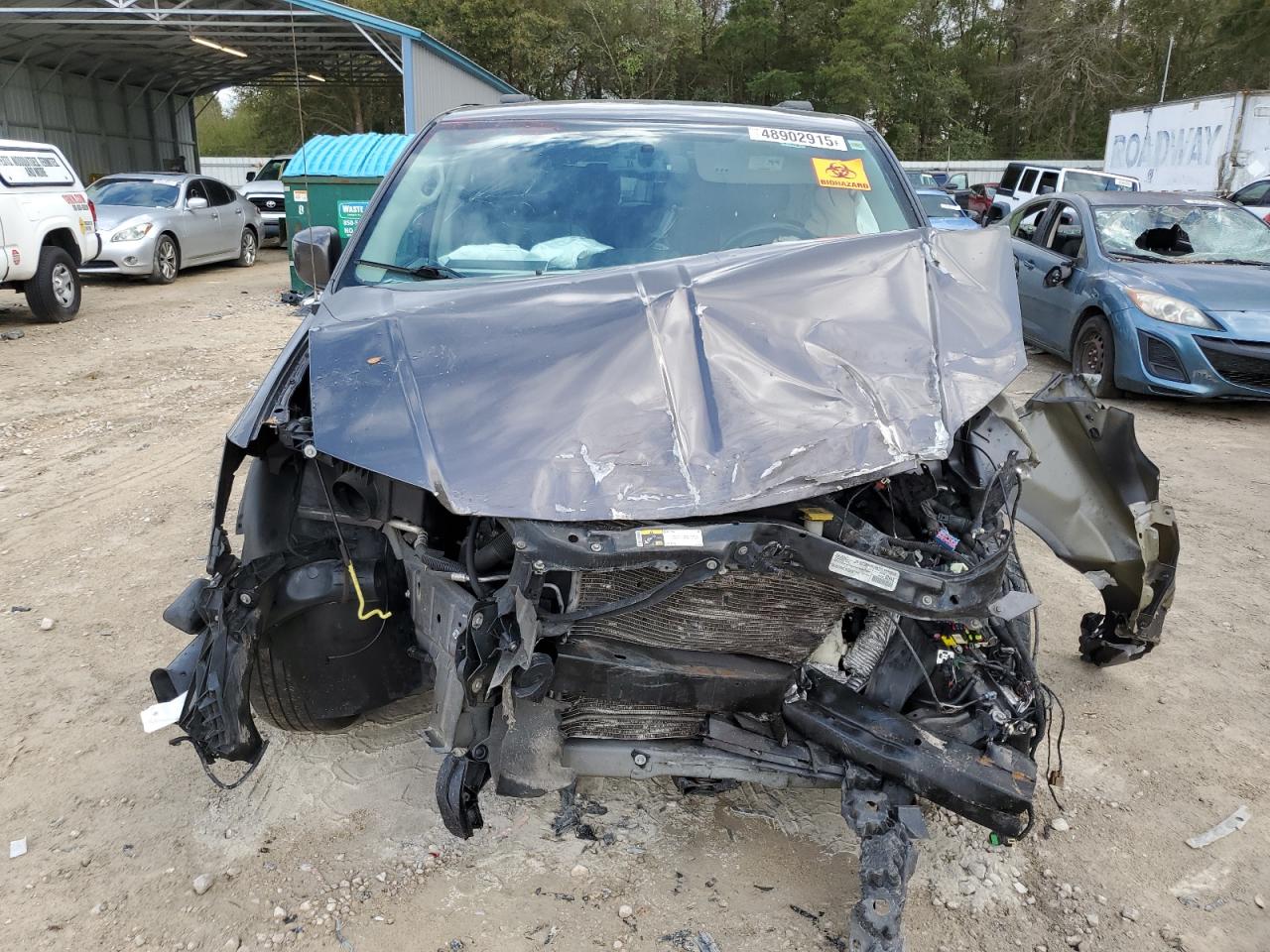 2016 Chrysler Town & Country - Image 5